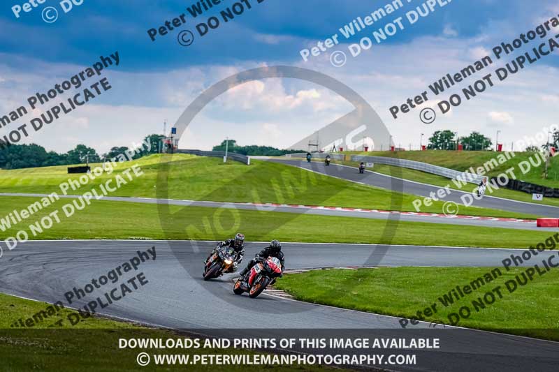 anglesey;brands hatch;cadwell park;croft;donington park;enduro digital images;event digital images;eventdigitalimages;mallory;no limits;oulton park;peter wileman photography;racing digital images;silverstone;snetterton;trackday digital images;trackday photos;vmcc banbury run;welsh 2 day enduro